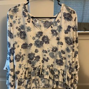 American Eagle Floral Top